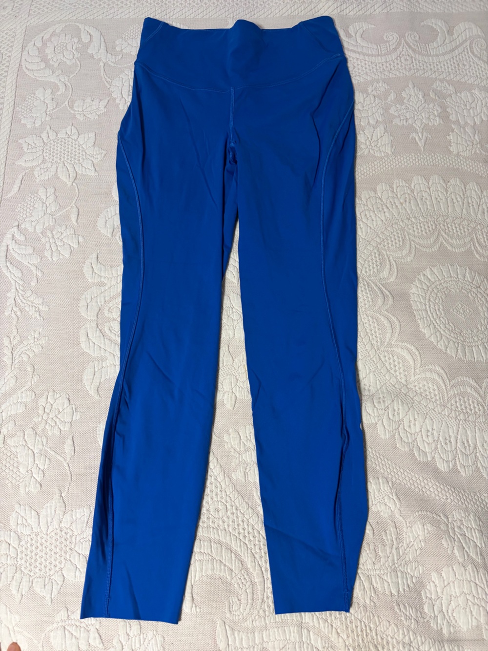 Lululemon EUC Women's High-Rise Athletic Leggings - Royal Blue MEDIUM